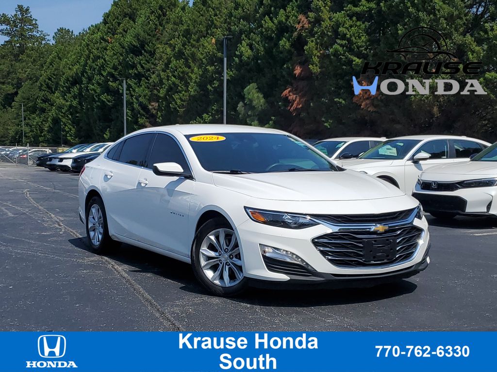 Summit White 2024 Chevrolet Malibu Sedan Front-Wheel Drive Continuously Variable Transmission