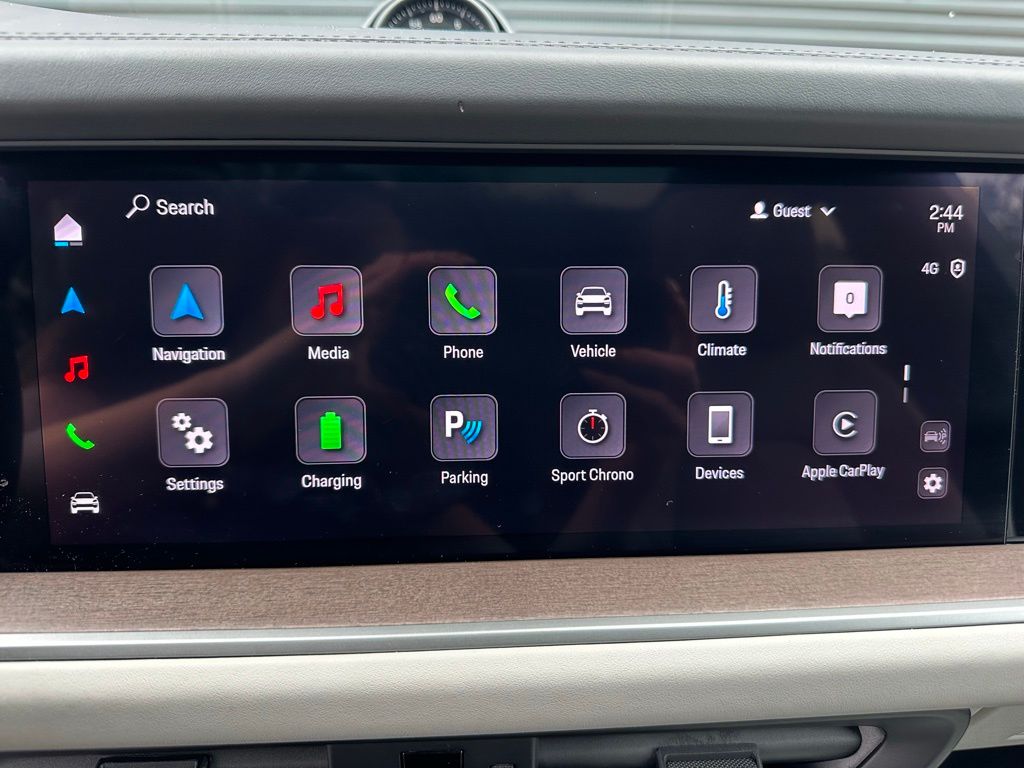 Thumbnail: 2025 Porsche  - 30