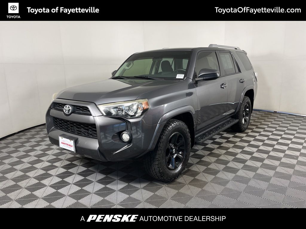 Thumbnail: 2017 Toyota 4Runner - 1