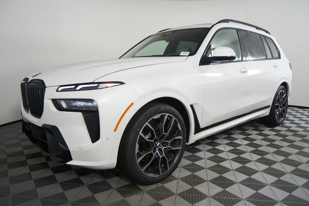 Thumbnail: 2026 BMW X7 - 7