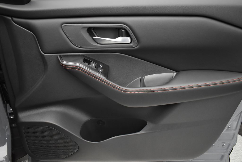 Thumbnail: 2026 Nissan Rogue - 22