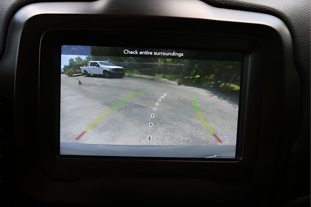 Used 2021 Gray Jeep Latitude image 22