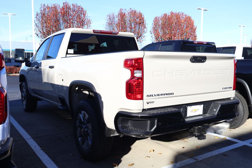 Thumbnail: 2026 Chevrolet Silverado 2500 - 4