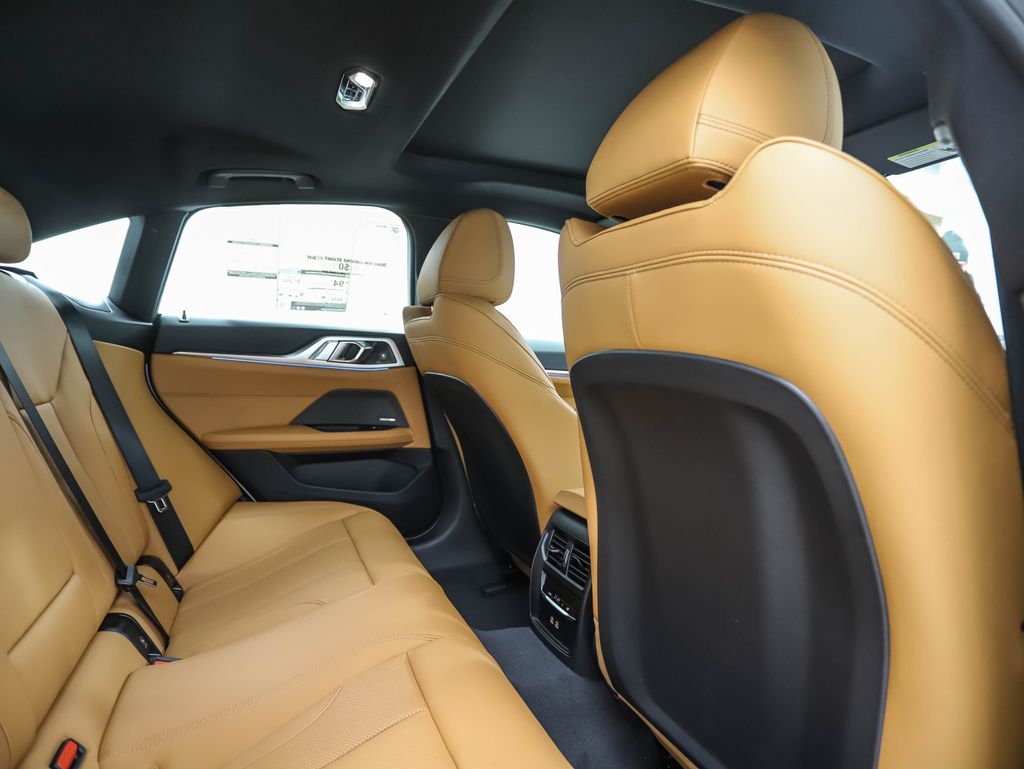 2025 BMW i4 M50 24
