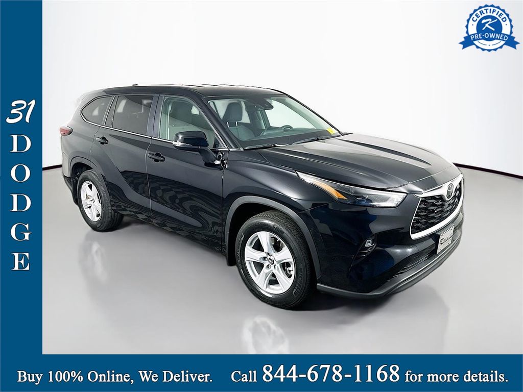 2024 Toyota Highlander LE AWD