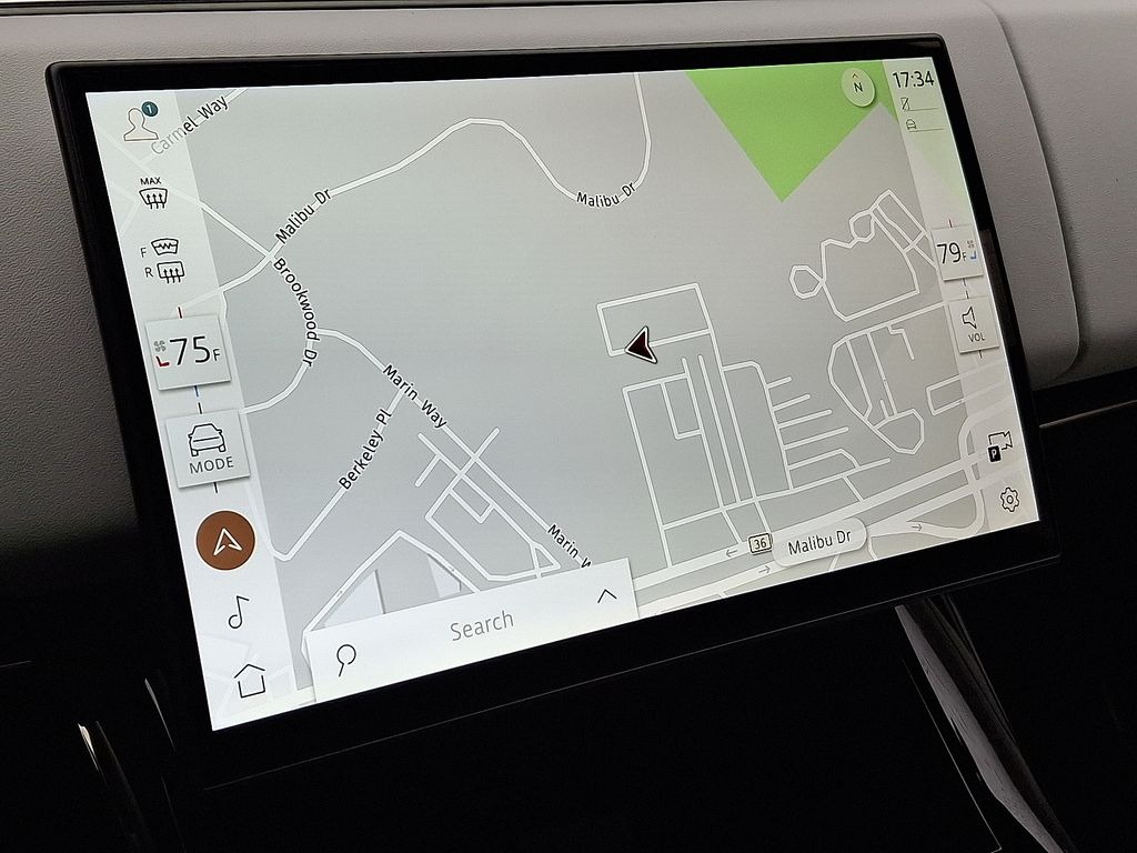 Thumbnail: 2026 Land Rover Range Rover Sport - 15