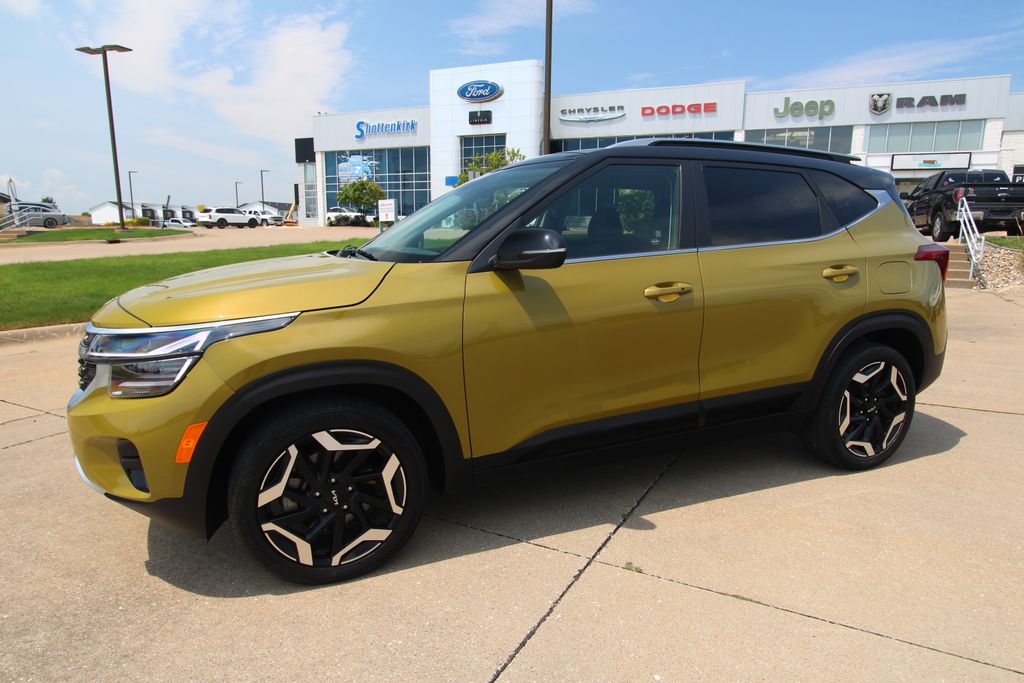 Used 2024 Kia Seltos SUV