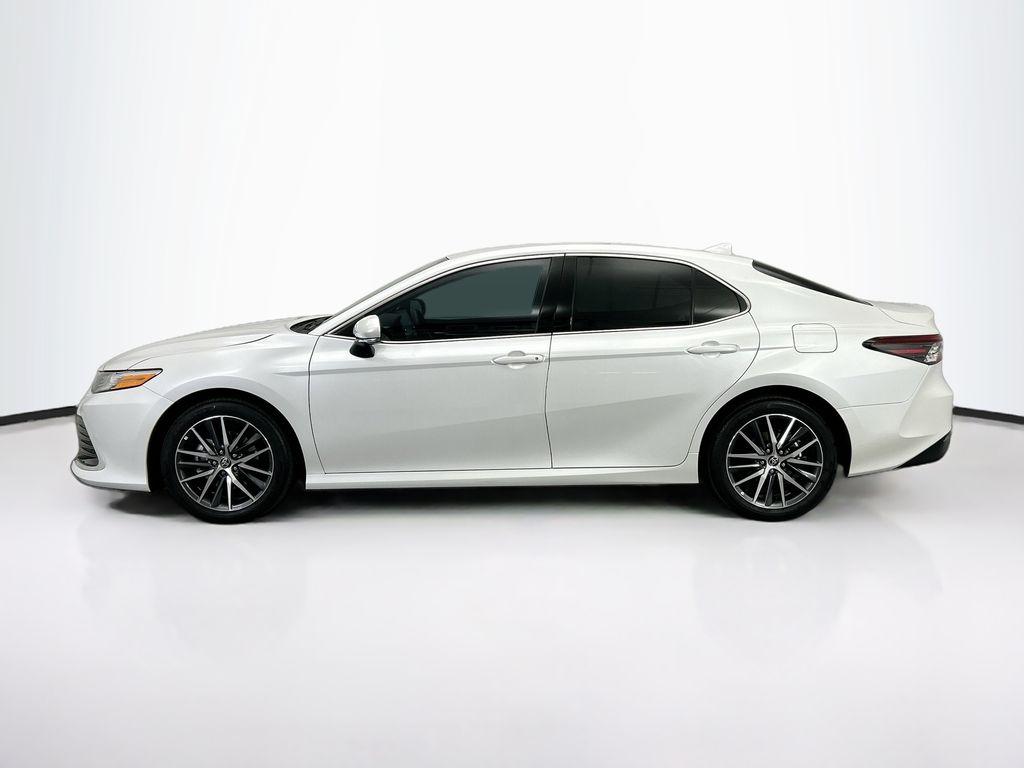 Thumbnail: 2023 Toyota Camry - 8