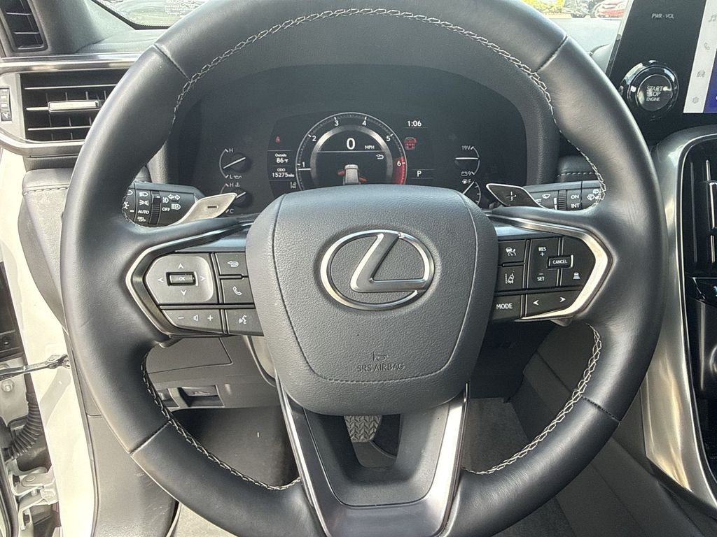 Thumbnail: 2024 Lexus LX - 21