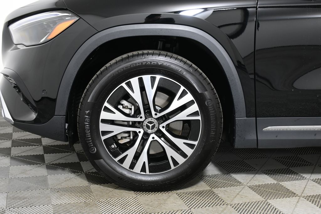 2025 Mercedes-Benz GLA 250 4MATIC 11