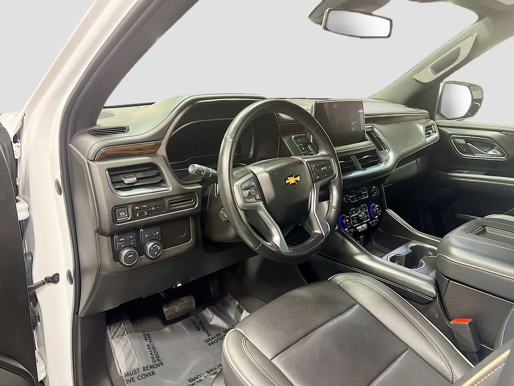 Used 2023 White Chevrolet Premier image 9