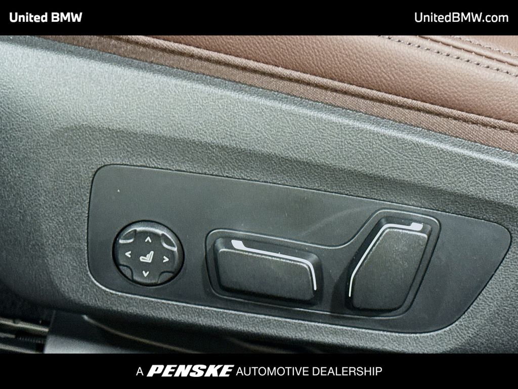 Thumbnail: 2026 BMW 4 Series - 4