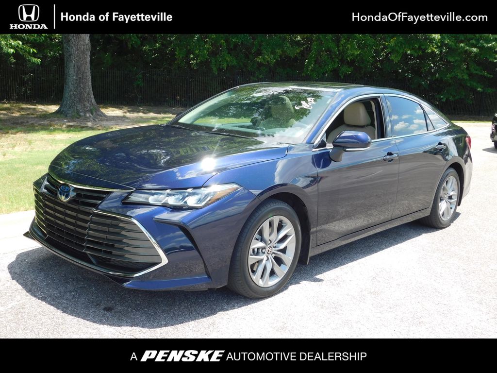 Thumbnail: 2022 Toyota Avalon - 1