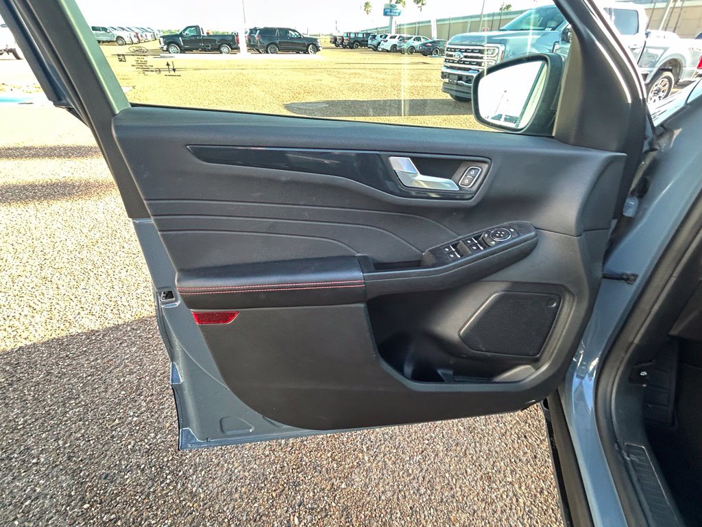 Used 2025 Blue Ford ST-Line image 10