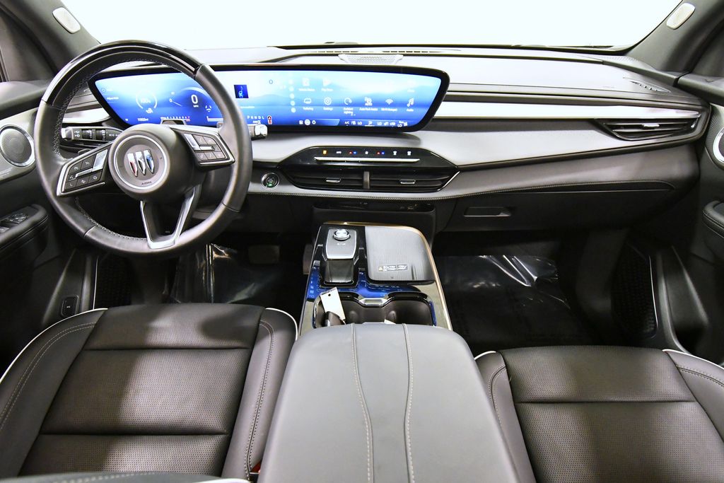Used 2025 Buick Enclave SUV