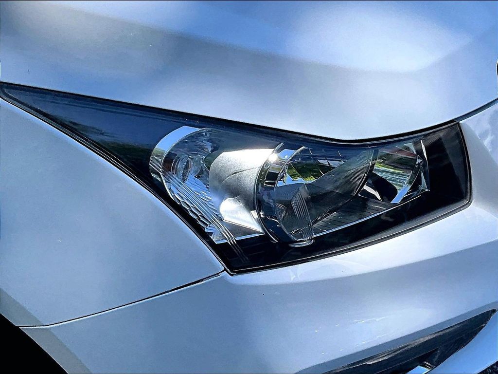 2016 Chevrolet Cruze Limited — photo 29