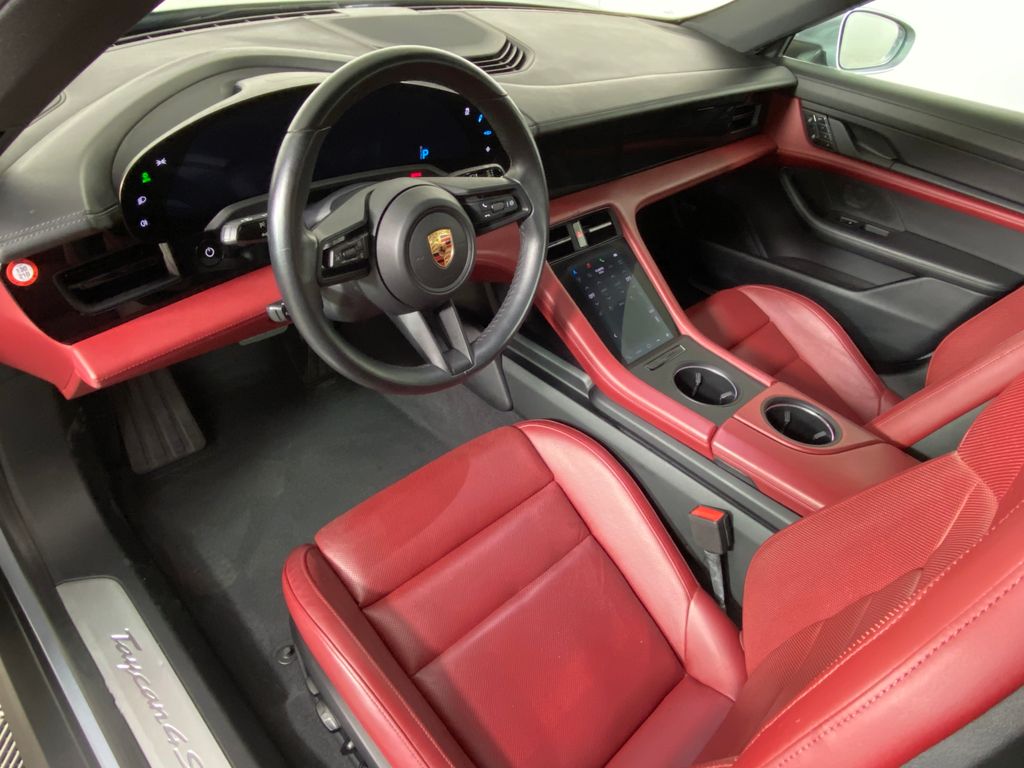 Thumbnail: 2020 Porsche Taycan - 9