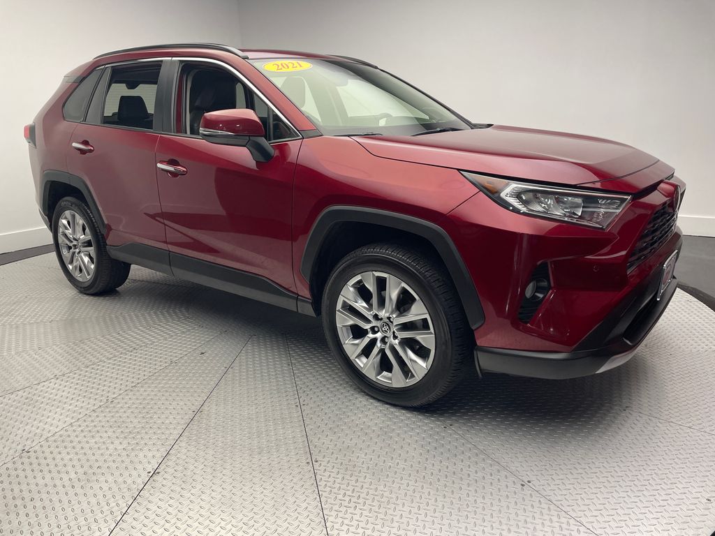 Thumbnail: 2021 Toyota RAV4 - 3
