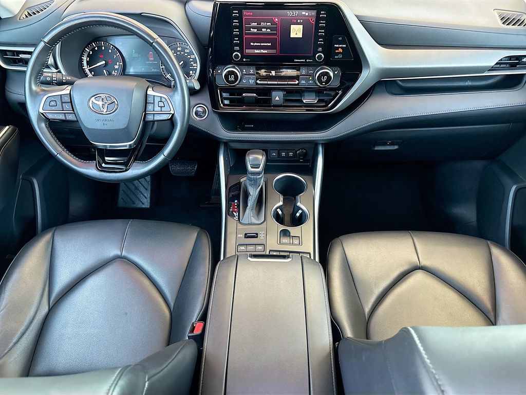 Thumbnail: 2020 Toyota Highlander - 13
