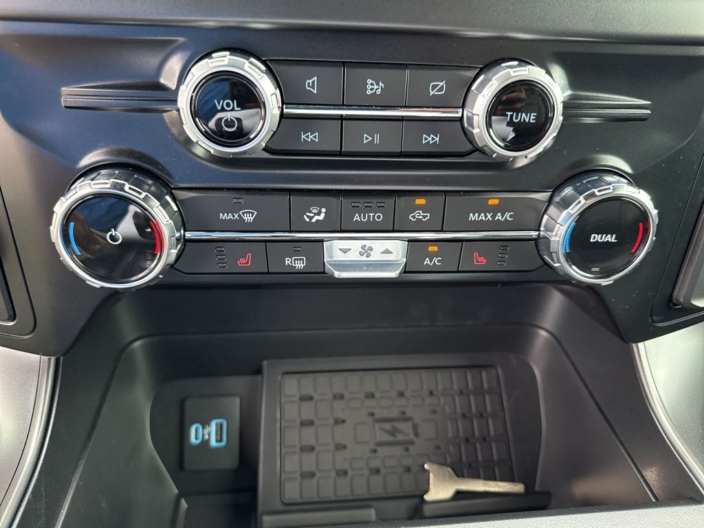 2024 Ford F-150 Black Widow