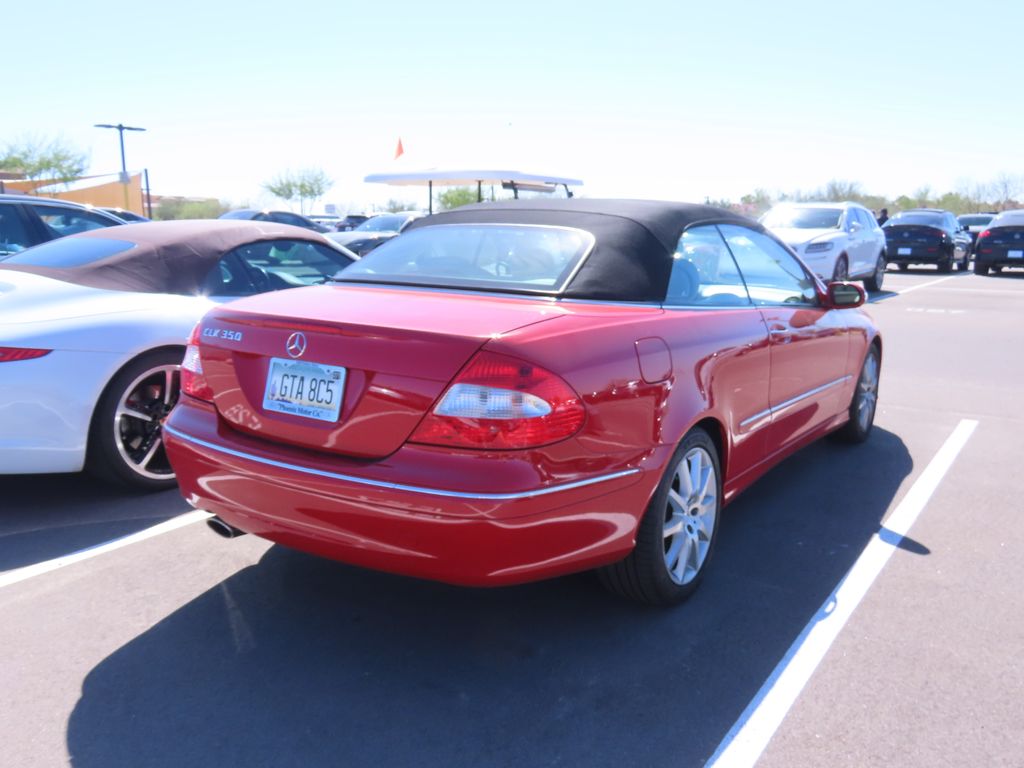 Thumbnail: 2007 Mercedes-Benz CLK - 3