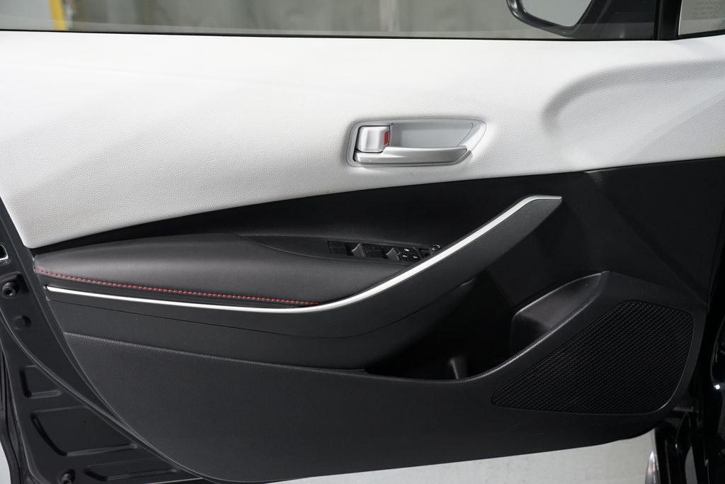 Thumbnail: 2025 Toyota Corolla - 29