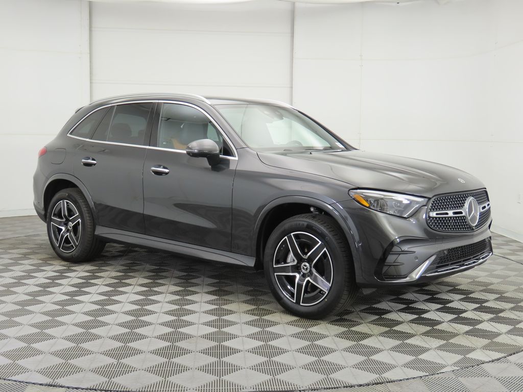 Thumbnail: 2026 Mercedes-Benz GLC - 3