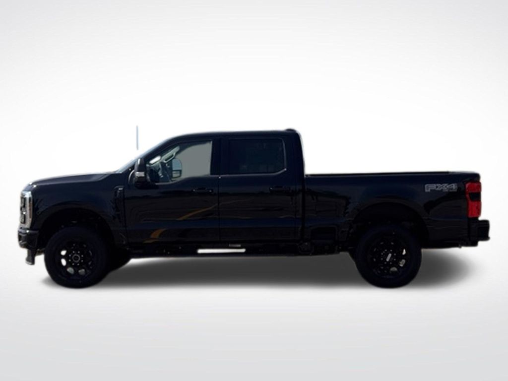 2026 Ford F-350 Super Duty XLT