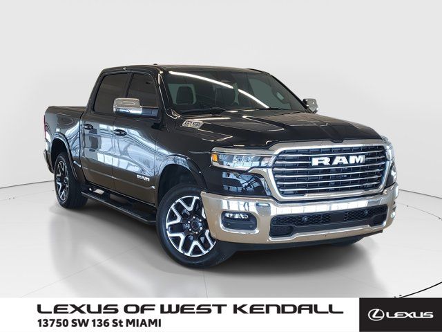 2025 RAM 1500 Laramie Crew Cab 4WD