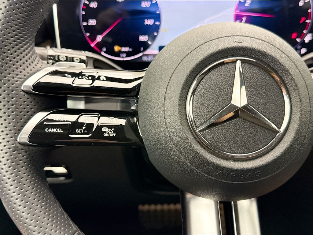 Thumbnail: 2026 Mercedes-Benz GLC - 11