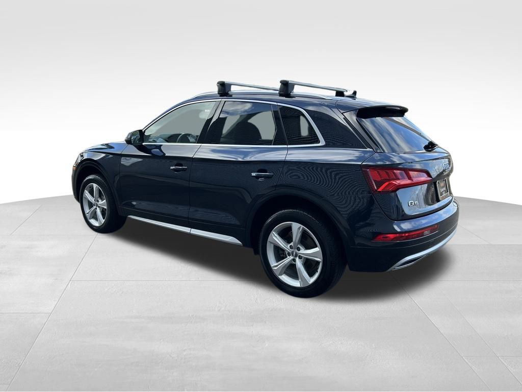 Used 2020  Audi 45 Premium image 3