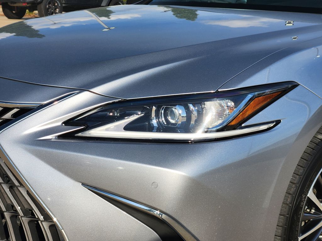 2023 Lexus ES 300h PREMIUM Silver at Westside Lexus