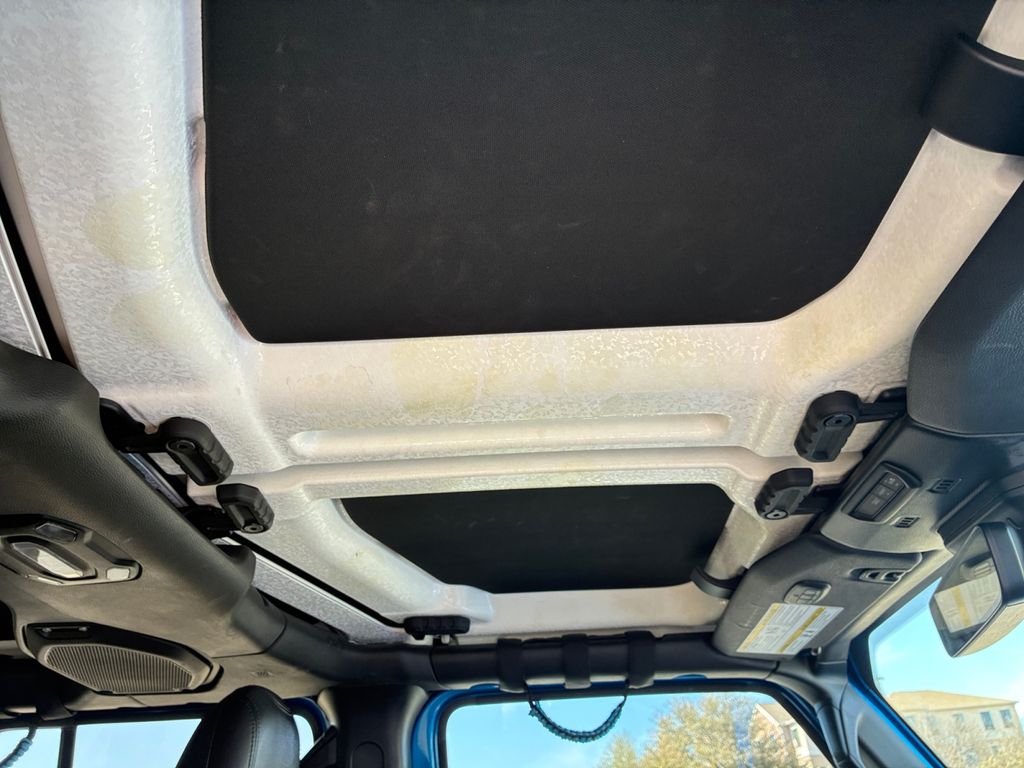 Used Car 2021 Jeep Wrangler  Unlimited Sahara Altitude For Sale Under $30,000 In Austin, Texas