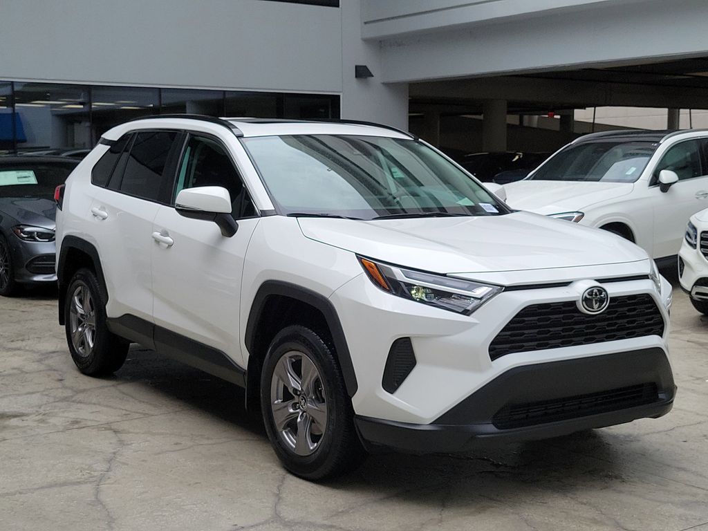 Ice 2024 Toyota RAV4 XLE FWD SUV / Crossover Front-Wheel Drive 8-Speed Automatic
