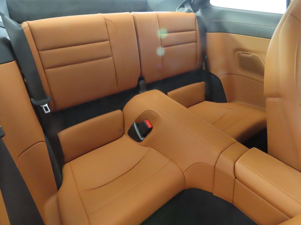 Thumbnail: 2025 Porsche 911 - 23