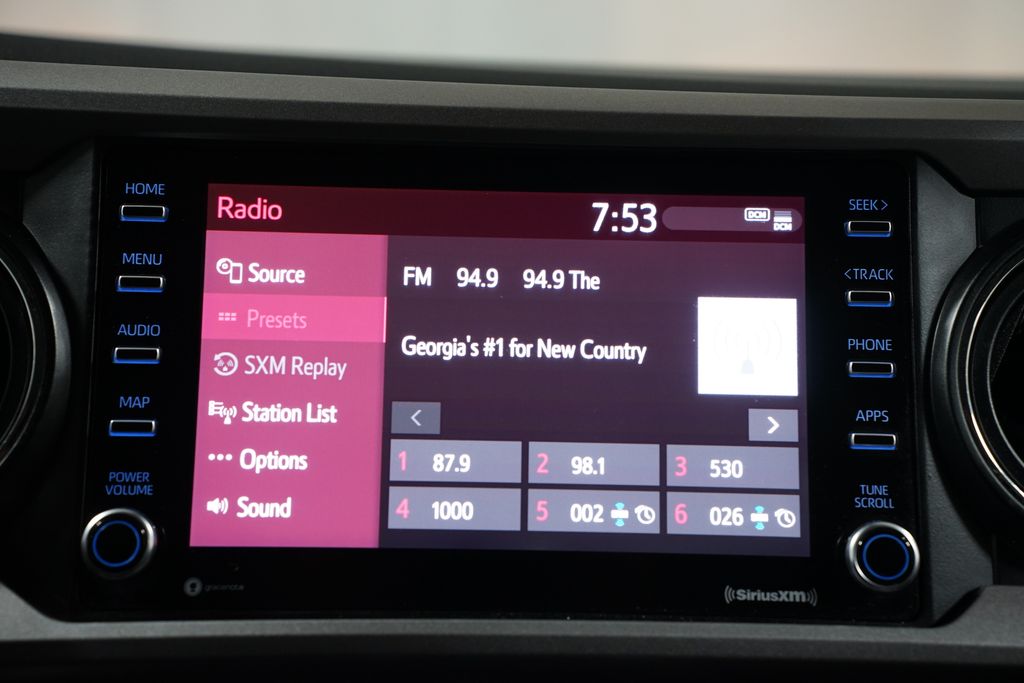 Thumbnail: 2021 Toyota Tacoma - 18