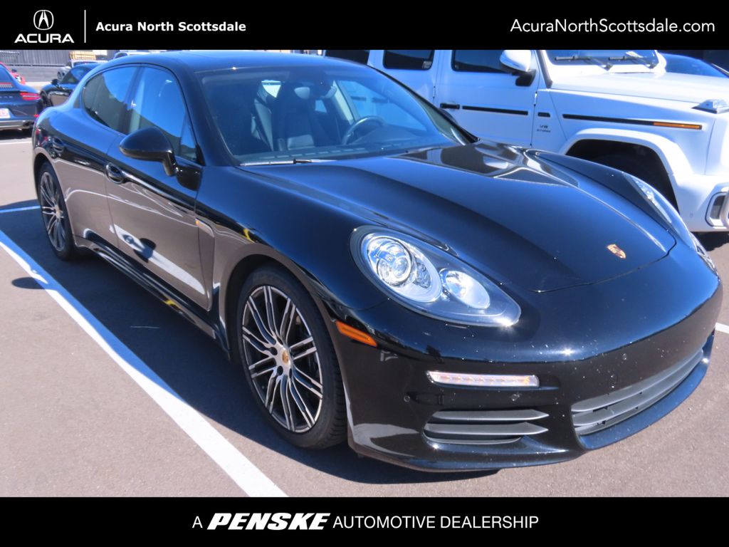 Thumbnail: 2016 Porsche Panamera - 1