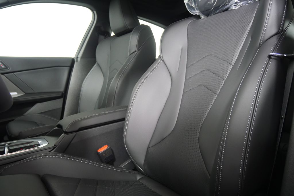 Thumbnail: 2026 BMW 2 Series - 10