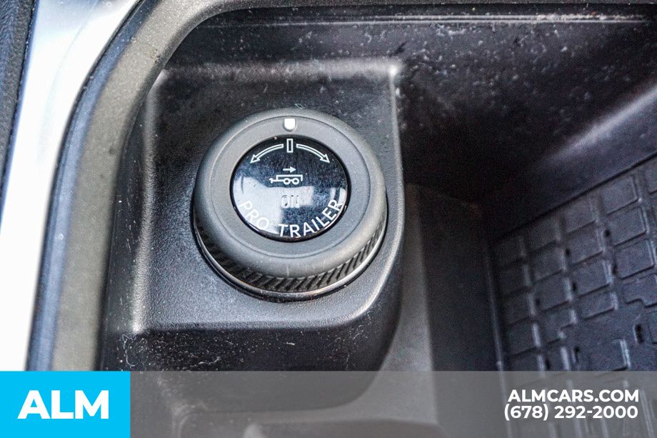 Used 2025 Black Ford Platinum image 48