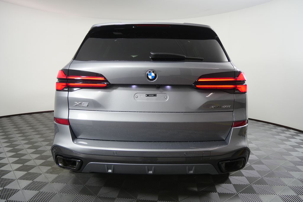 Thumbnail: 2026 BMW X5 - 4