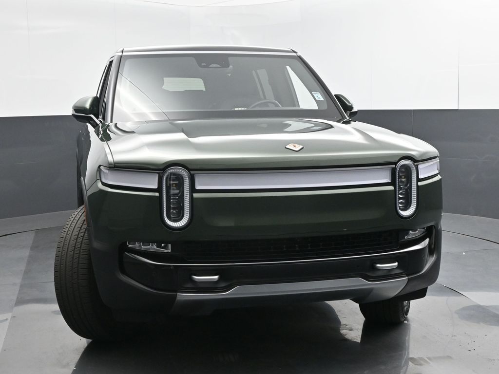 2024 Rivian R1S Adventure