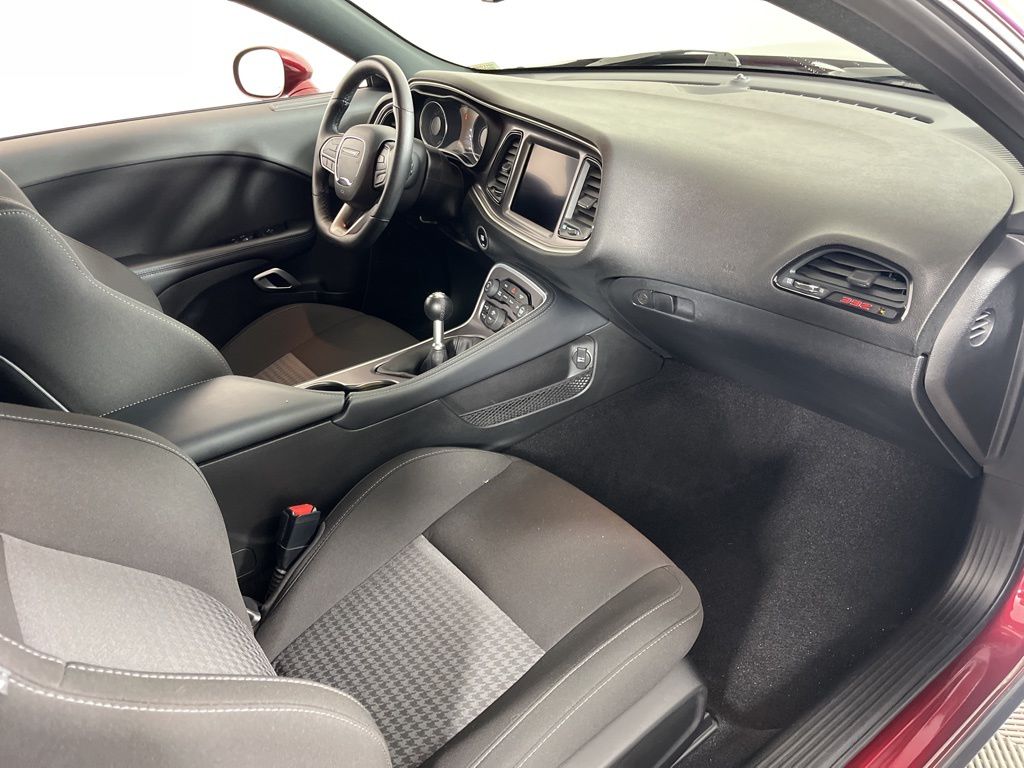 Thumbnail: 2022 Dodge Challenger - 14