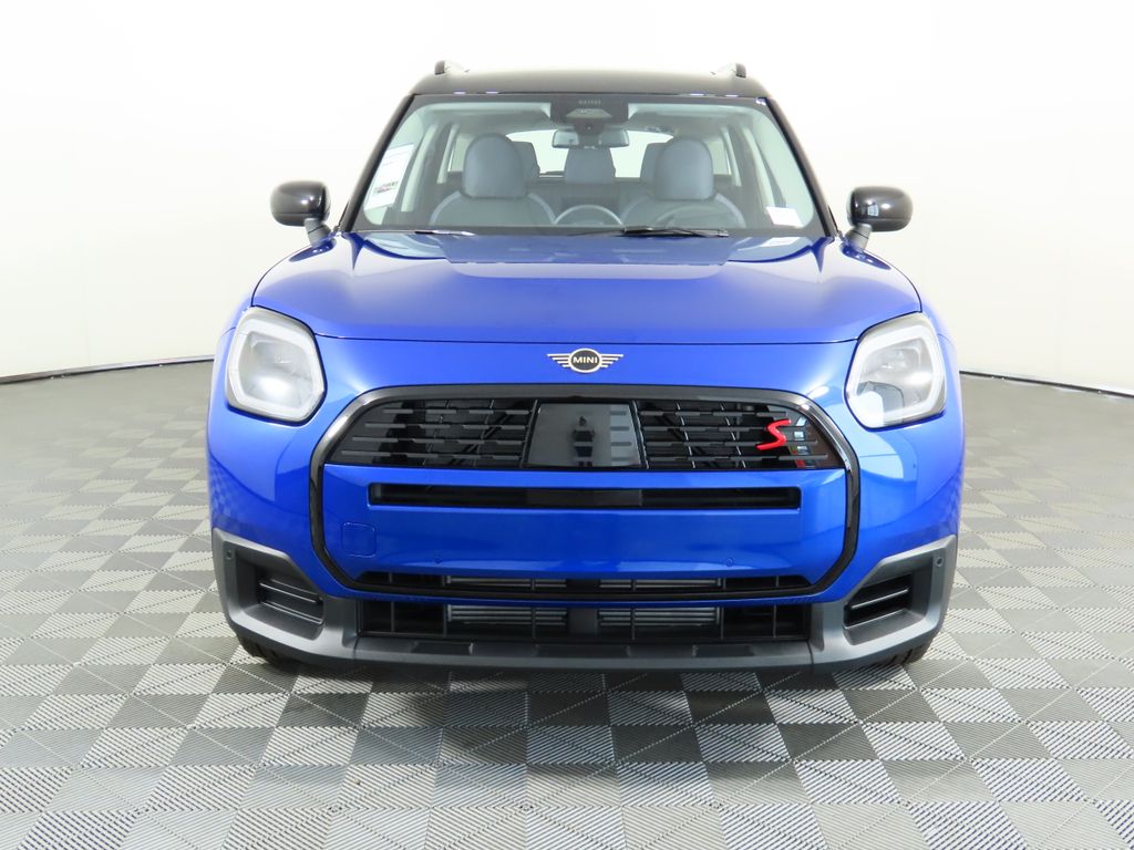 2025 MINI Cooper Countryman Base 2