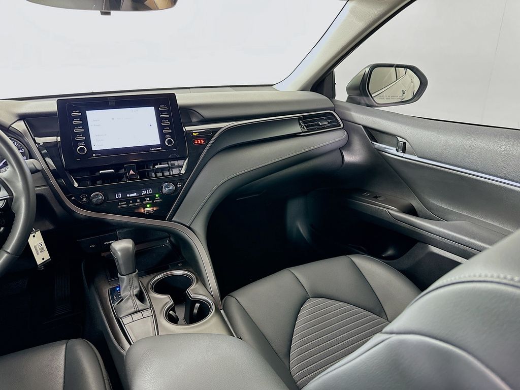 Thumbnail: 2024 Toyota Camry - 22