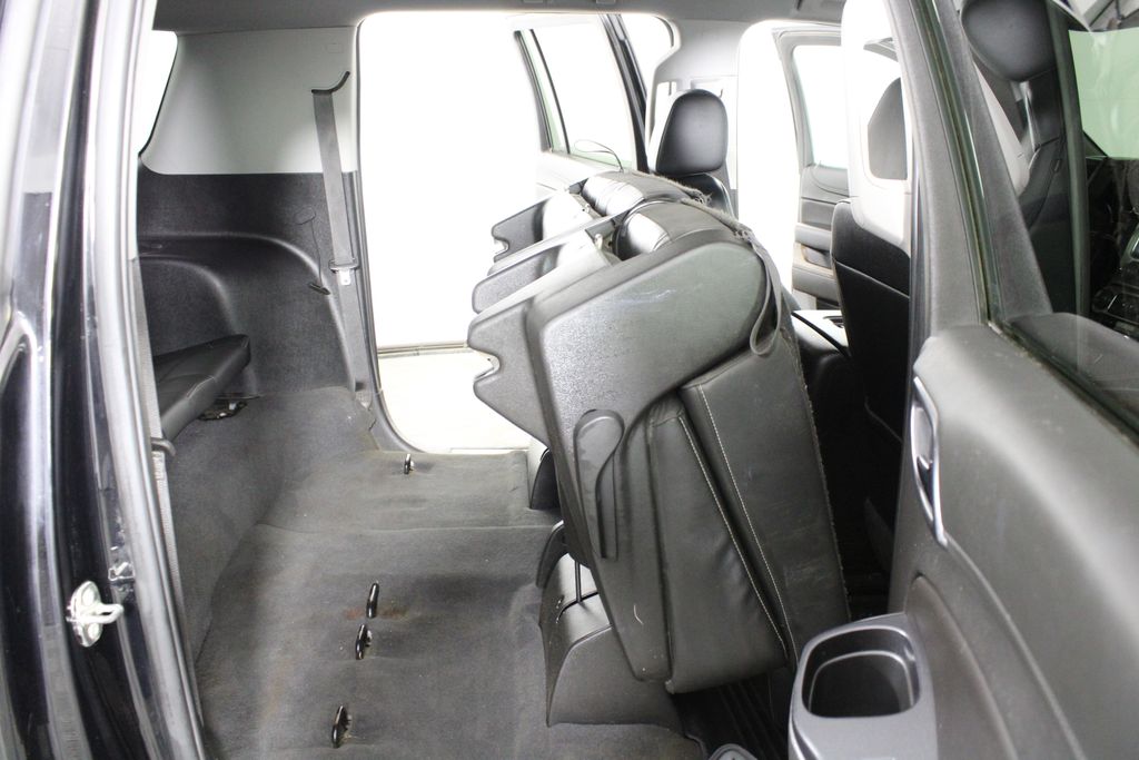 Used 2019 Chevrolet Suburban for sale in 