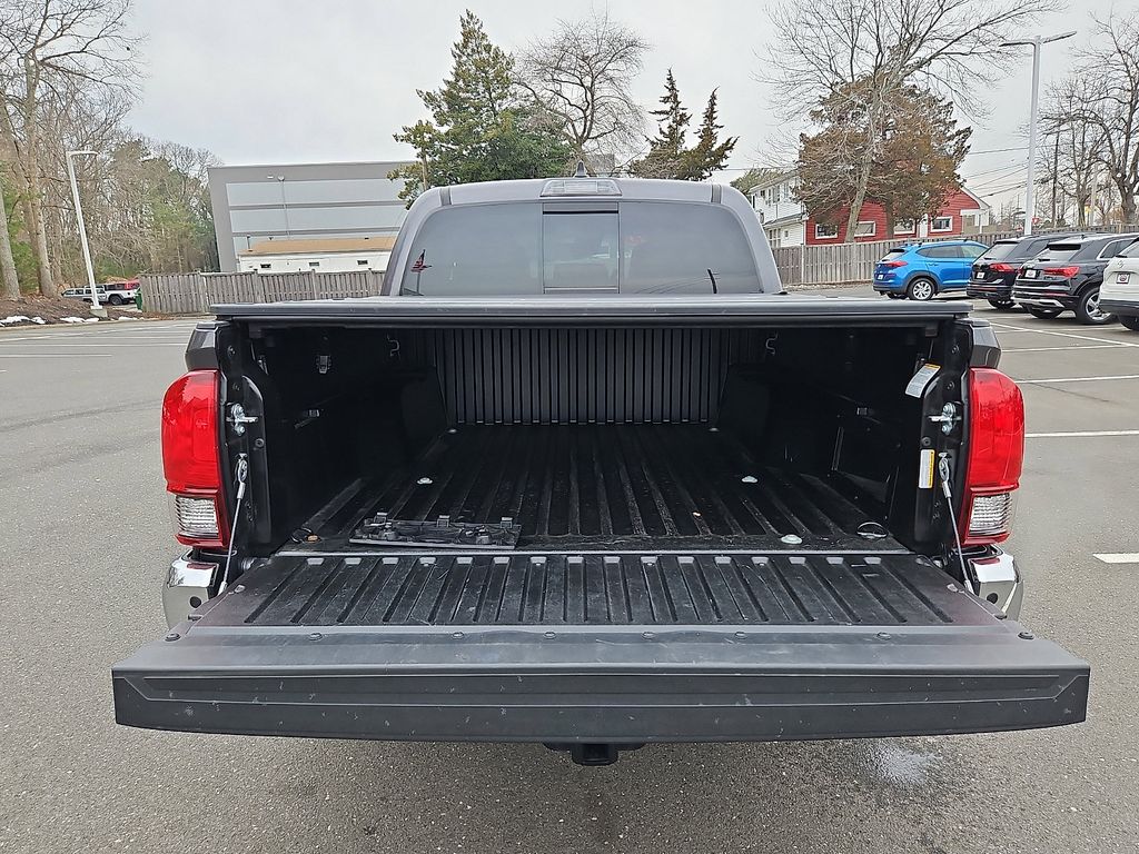 Thumbnail: 2023 Toyota Tacoma - 32