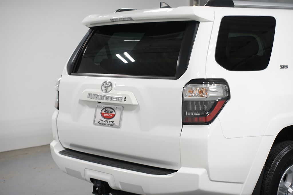 Thumbnail: 2024 Toyota 4Runner - 9