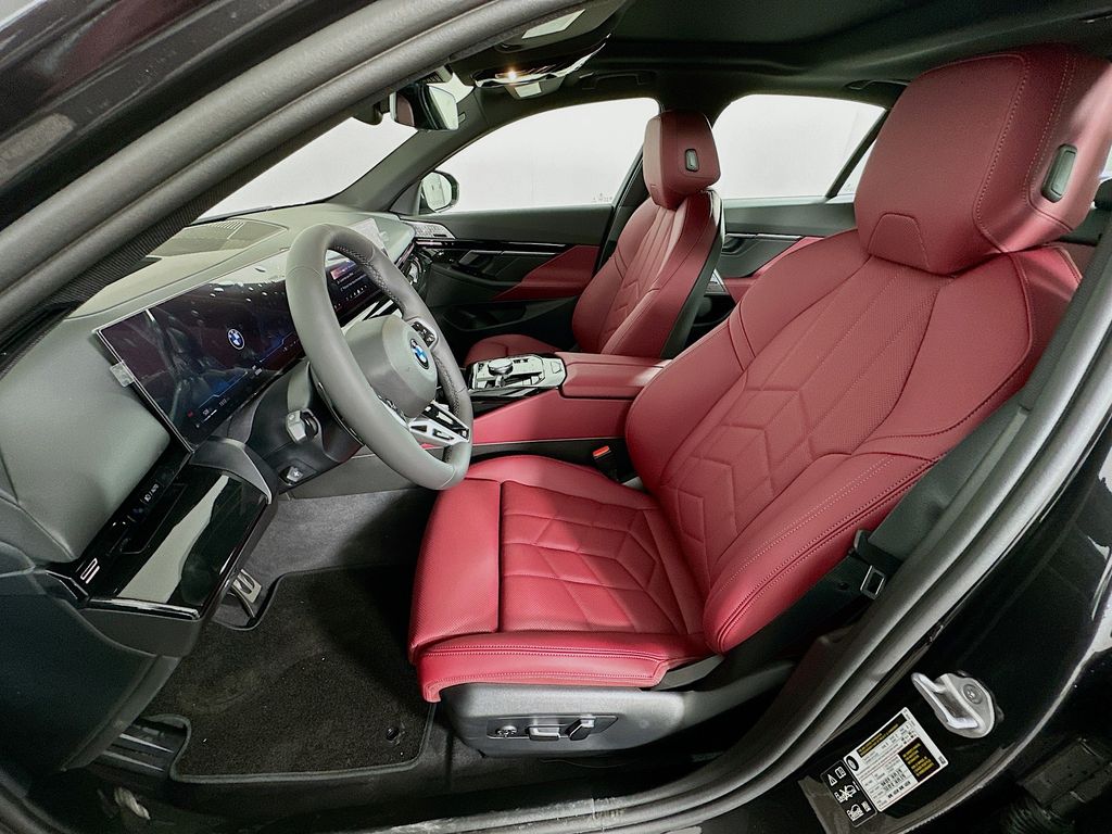 Thumbnail: 2026 BMW 5 Series - 16
