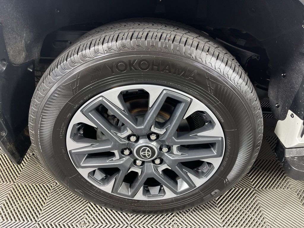 Thumbnail: 2023 Toyota Sequoia - 17