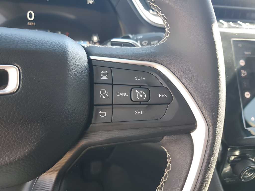 Used Car 2024 Jeep Grand Cherokee  Laredo For Sale Under $25,000 In Austin, Texas